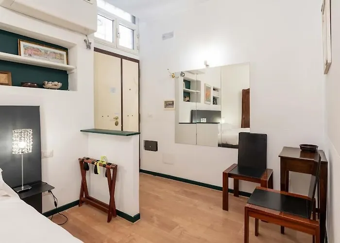 Old Trastevere Appartement Rome